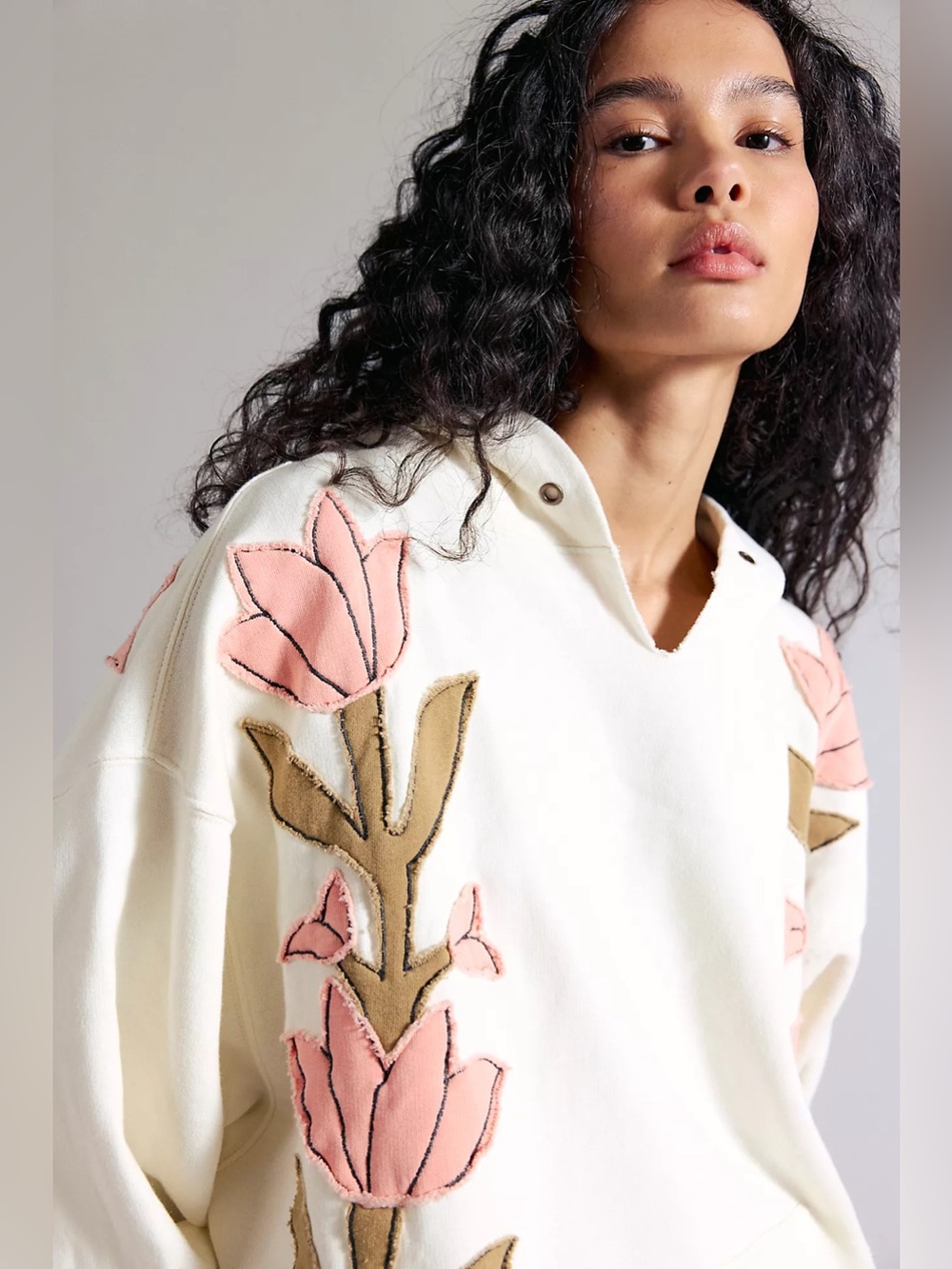 NWT! Free People We The Free It’s A Vibe Flowers Hoodie Sz Large